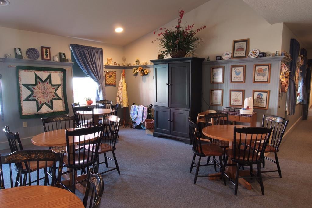 Countryside Inn Nappanee Экстерьер фото
