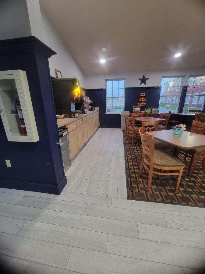 Countryside Inn Nappanee Экстерьер фото