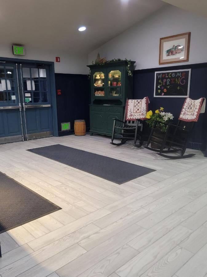 Countryside Inn Nappanee Экстерьер фото