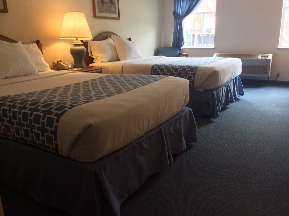Countryside Inn Nappanee Экстерьер фото
